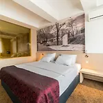 City Hotel Mostar Hotell 4*
