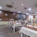 Hotell City Hotel Mostar 4*