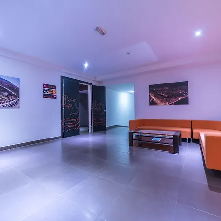 City Hotel Mostar 4*