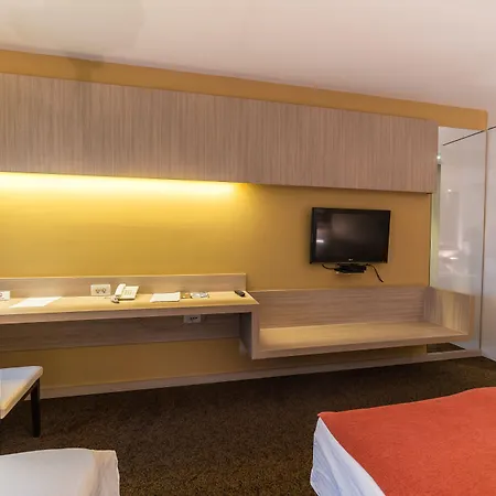 מלון City Hotel Mostar מוסטר