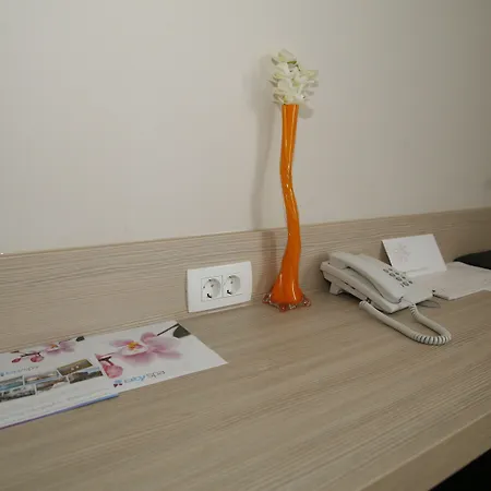 City Hotel Mostar מוסטר