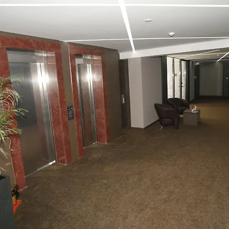 מלון City Hotel Mostar 4*