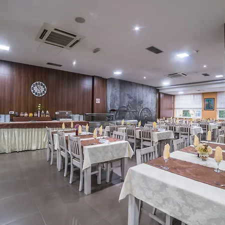 Hotel City Hotel Mostar 4*
