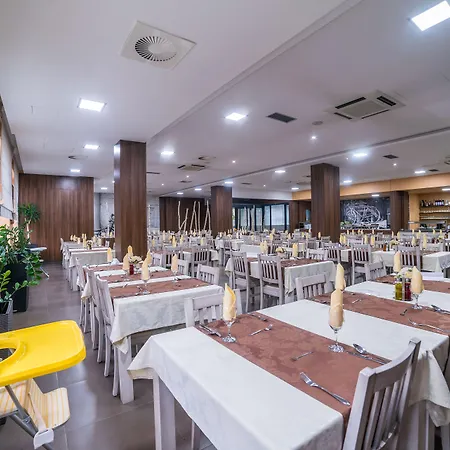 מלון City Hotel Mostar 4*