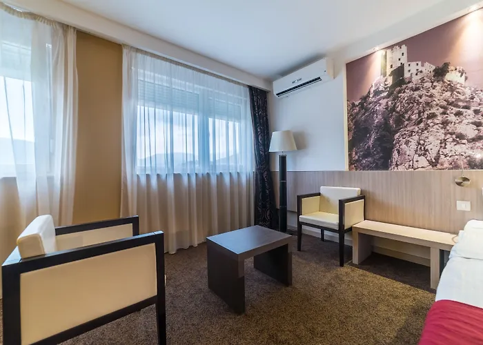 City Hotel Mostar Hotel 4*