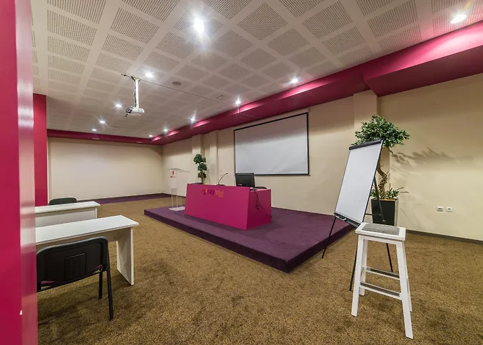 City Hotel Mostar Hotel 4*